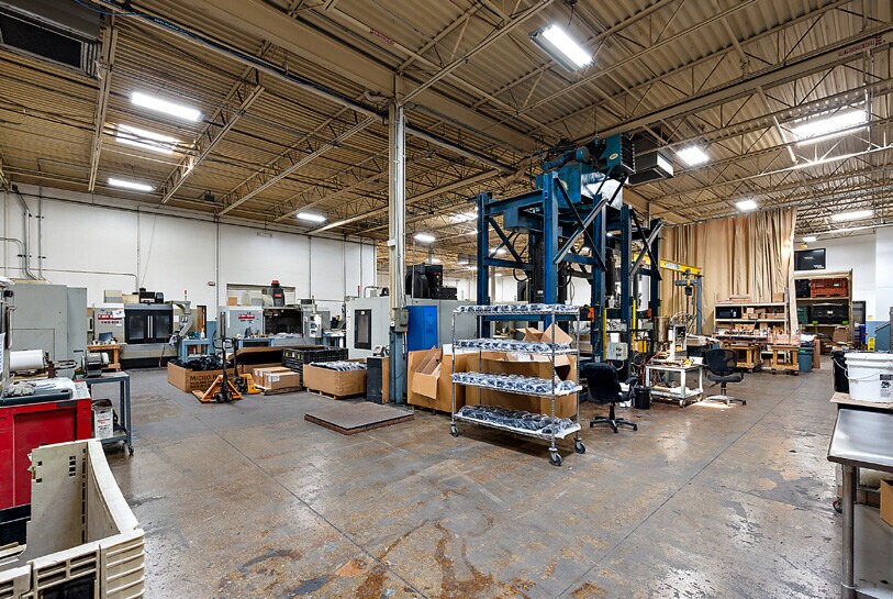 More Photos Of 44783 Morley Dr, Clinton Township Warehouse For Lease