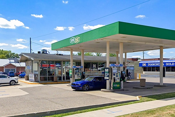 Primary Photo Of 1201 N Scott St, Napoleon Freestanding For Sale