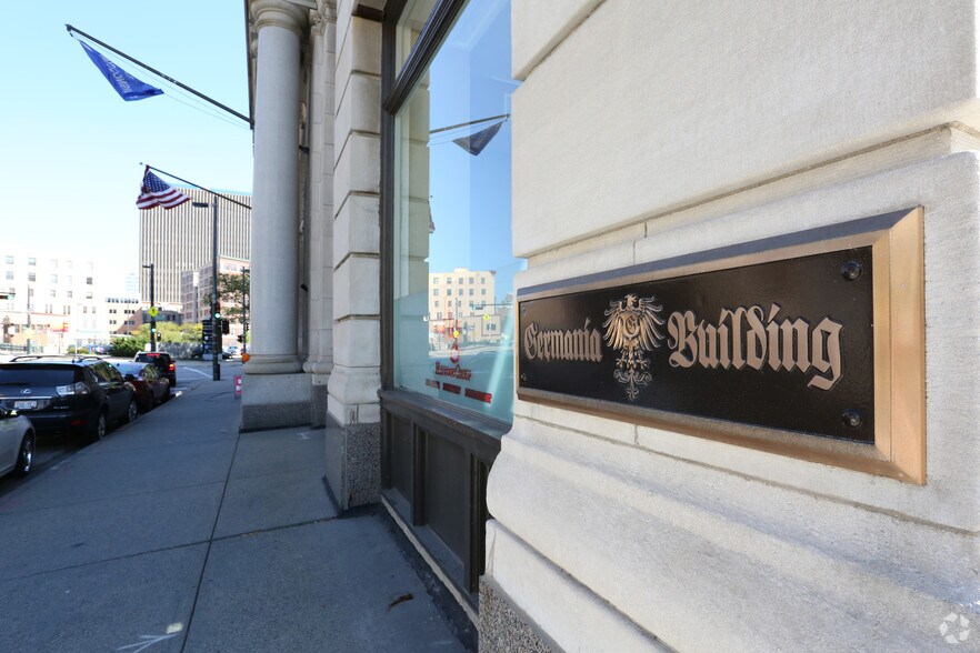 More Photos Of 135 W Wells St, Milwaukee Coworking Space