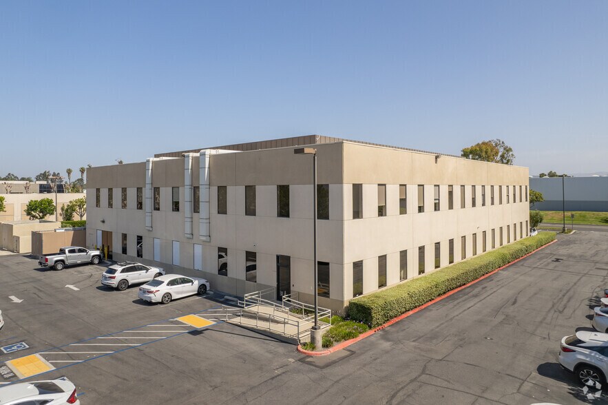 More Photos Of 2742 Dow Ave, Tustin Office For Sale