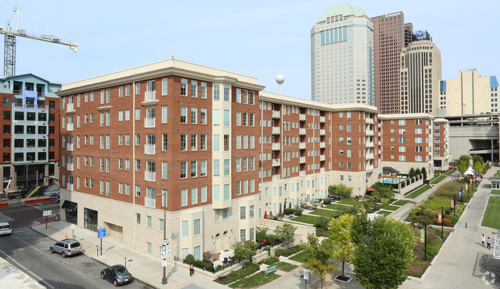 Primary Photo Of 150-190 S High St, Columbus Apartments For Lease