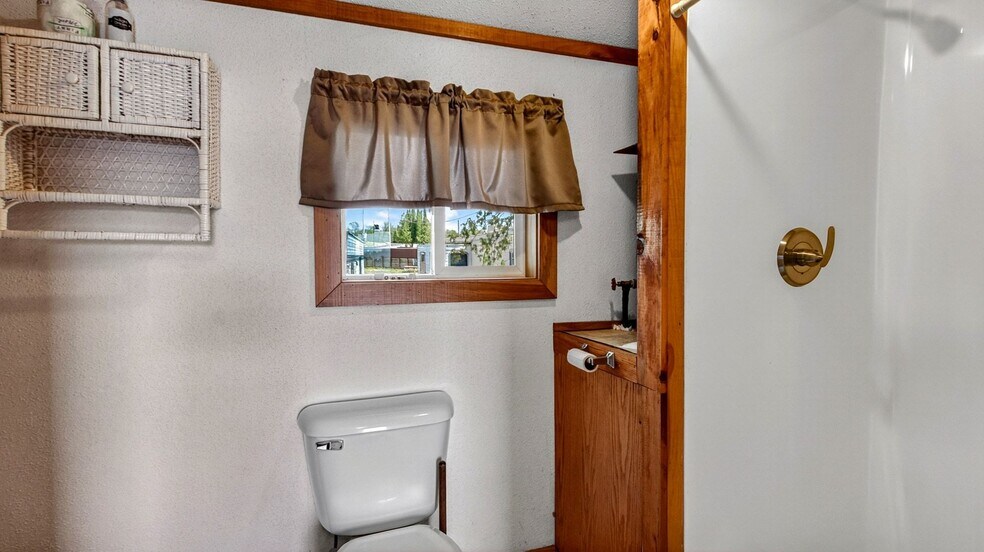 More Photos Of 16061 296th St, Cornell General Retail For Sale