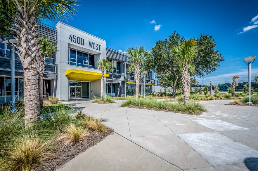 More Photos Of 4500 Leeds Ave, North Charleston Unknown For Lease