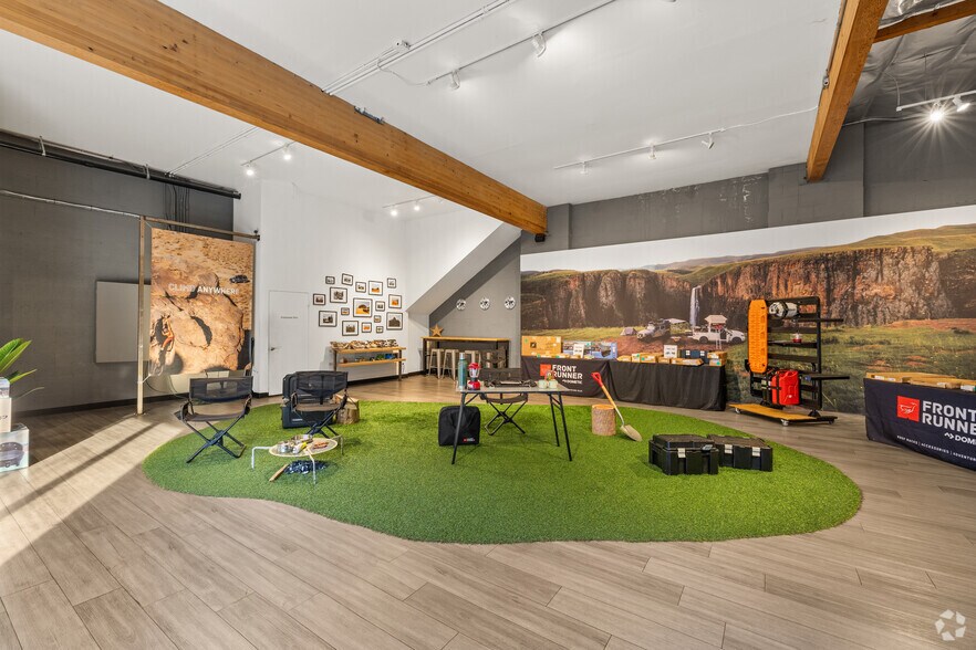 More Photos Of 29360-29370 Roadside Dr, Agoura Hills Flex For Sale