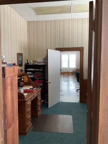 More Photos Of 101 Main St, Henderson Religious Facility For Sale