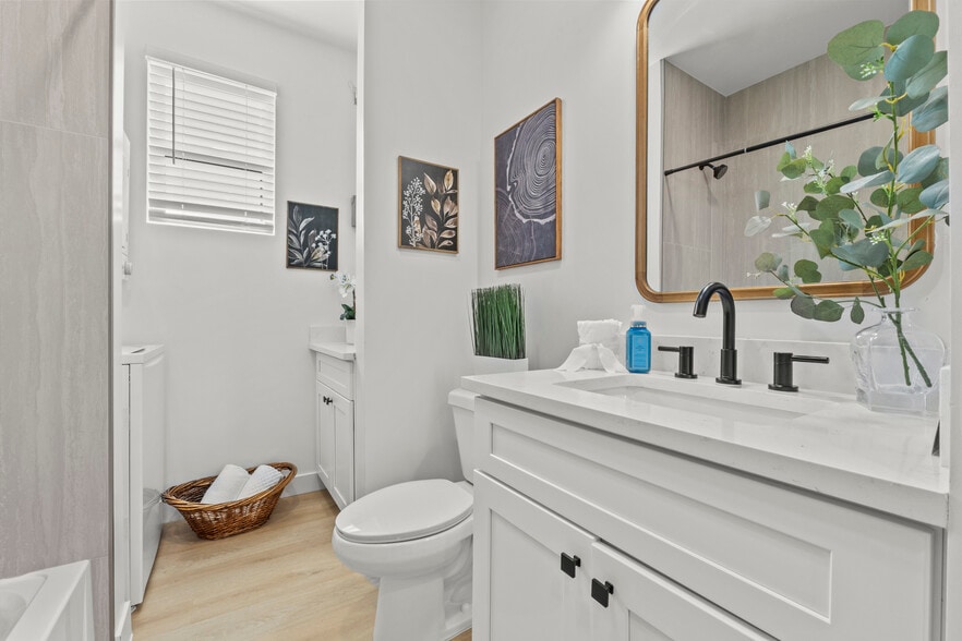 More Photos Of 1405 14TH st, Phoenix Multifamily For Sale