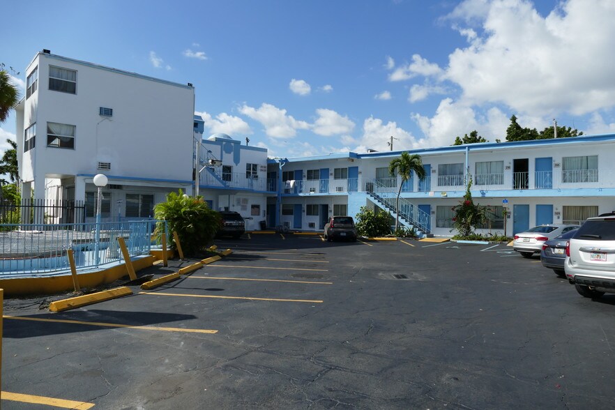 5940 Biscayne Blvd, Miami, FL 33137 Motel For Sale