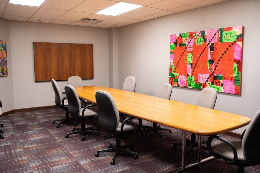 More Photos Of 2025 E Beltline Ave SE, Grand Rapids Office For Sale