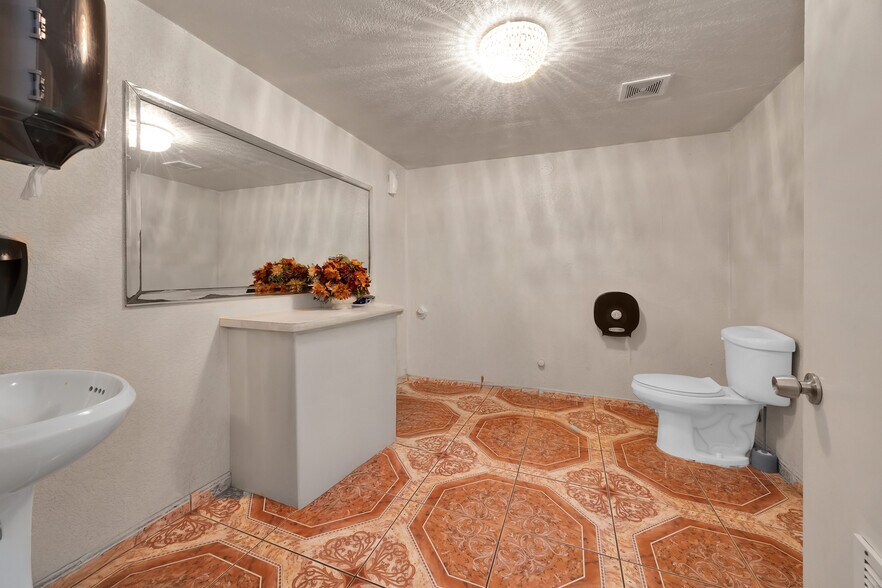 More Photos Of 8523 NW 22nd Ave, Miami Religious Facility For Sale