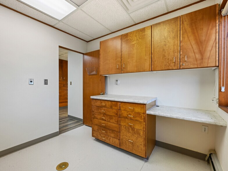 More Photos Of 2530 N 8th St, Grand Junction Medical For Sale
