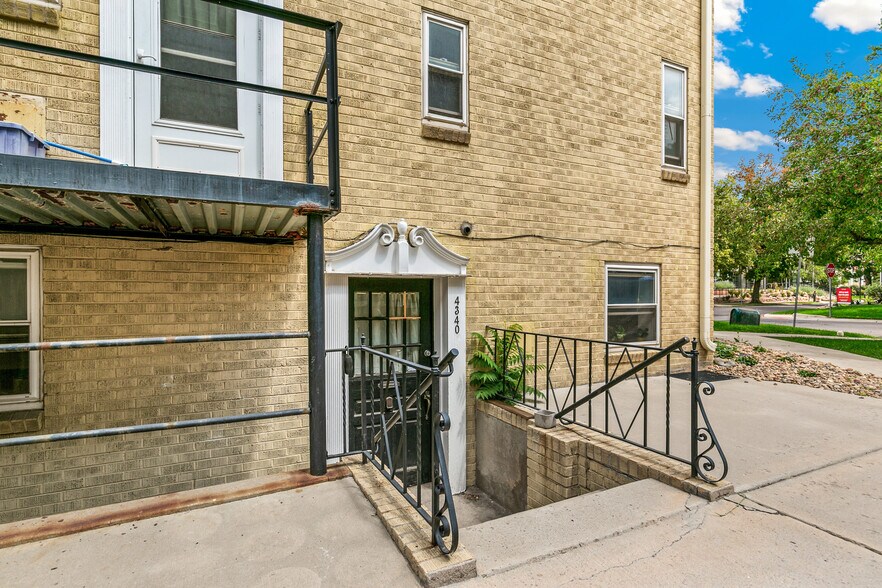 More Photos Of 1195 Birch St, Denver Multifamily For Sale