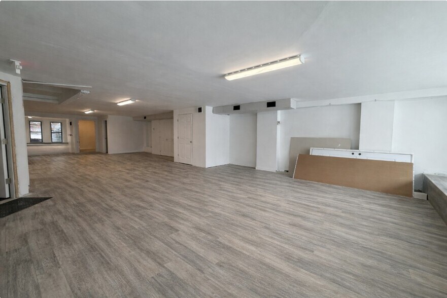 More Photos Of 557-561 Boylston St, Boston Office For Lease