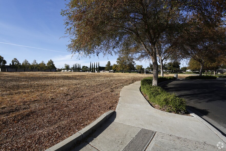 More Photos Of 4640 Balfour Rd, Brentwood Land For Sale