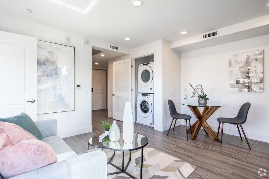 More Photos Of 1716 N Main St, Walnut Creek Apartments For Lease