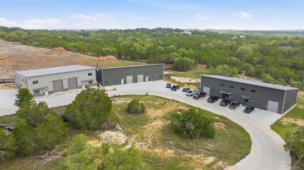 More Photos Of 10200 Darden Hill Rd, Austin Flex For Sale