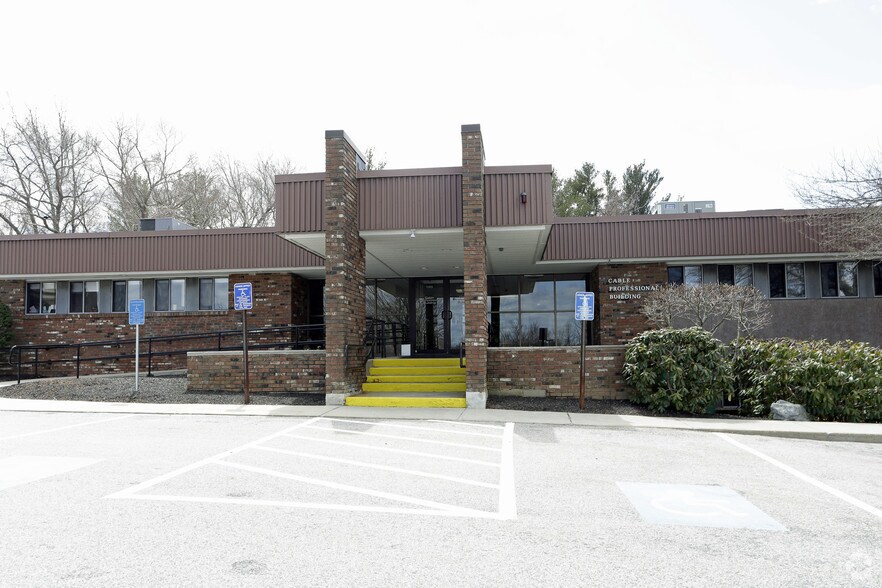 More Photos Of 130 County Rd, Ipswich Office For Lease