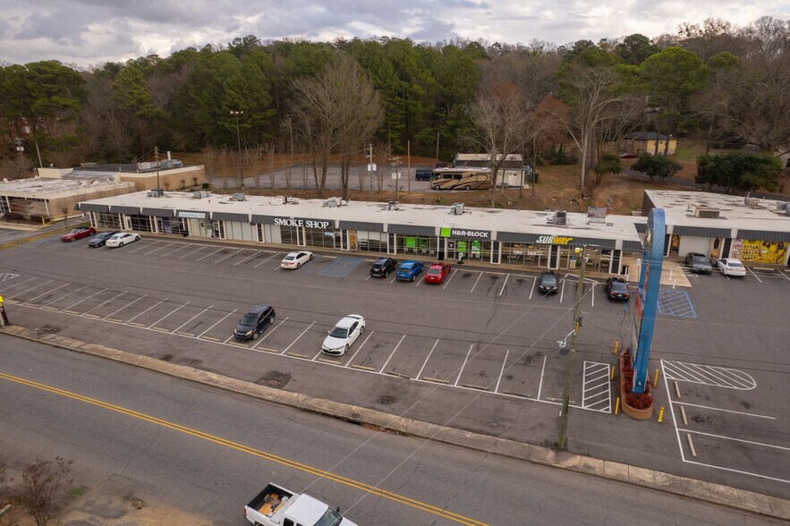 More Photos Of 409-453 Huffman Rd, Birmingham Unknown For Lease