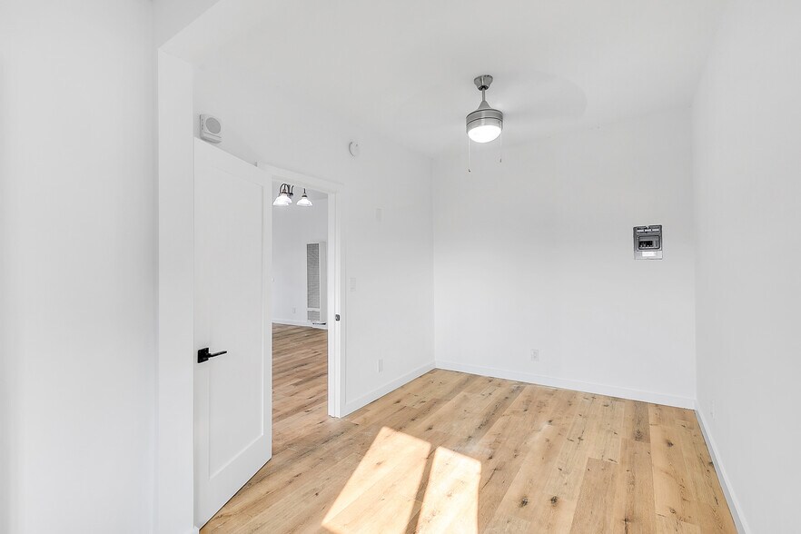 More Photos Of 1625 Vineyard Ave, Los Angeles Apartments For Sale