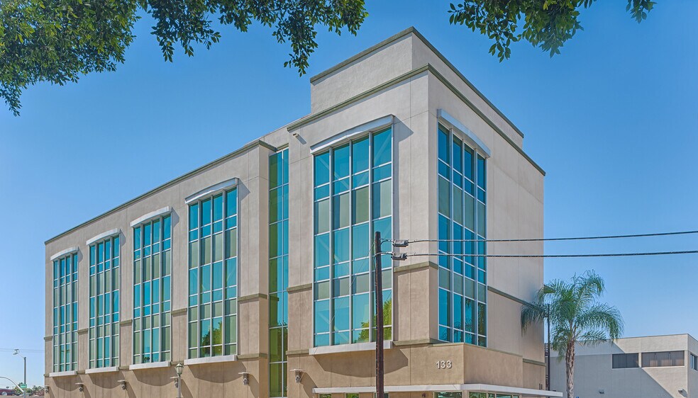 More Photos Of 133 N Altadena Dr, Pasadena Unknown For Lease