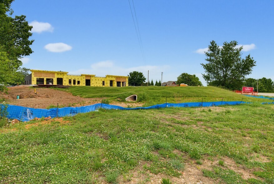 More Photos Of 3462 Pleasant Grove rd, Rogers Medical For Lease