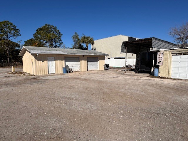 More Photos Of 2045 Gunn Hwy, Odessa Auto Repair For Lease