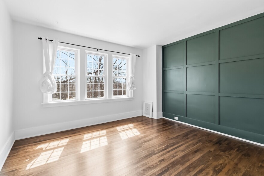 More Photos Of 250 Plains Rd W, Burlington Multifamily For Sale