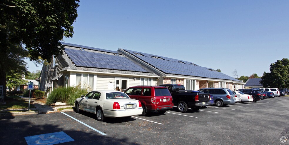 More Photos Of 175 Berlin-Cross Keys Rd, Berlin Office For Lease