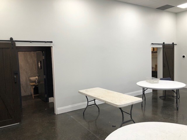 More Photos Of 1783 Mattawa Ave, Mississauga Warehouse For Lease