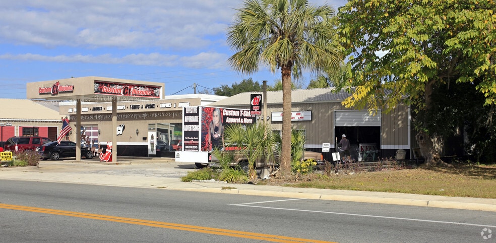 More Photos Of 319 E Howard St, Live Oak Storefront Retail Office For Sale