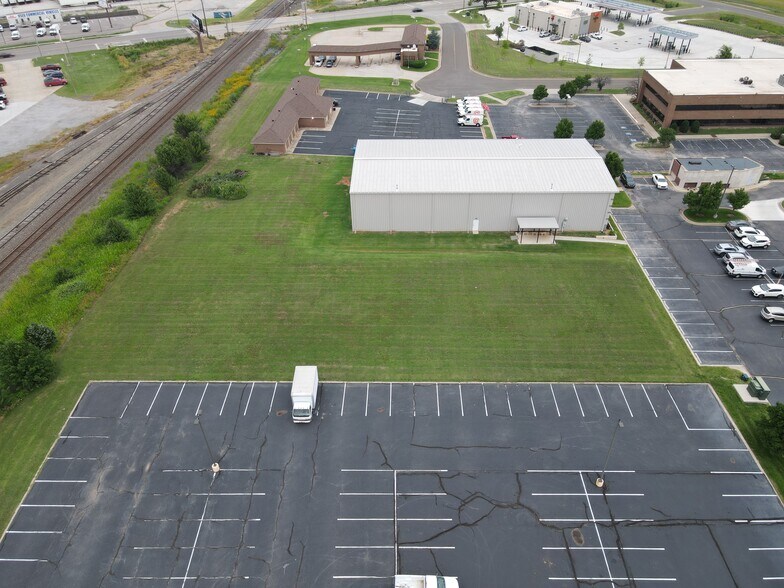More Photos Of 13431 Broadway Ext, Oklahoma City Land For Lease