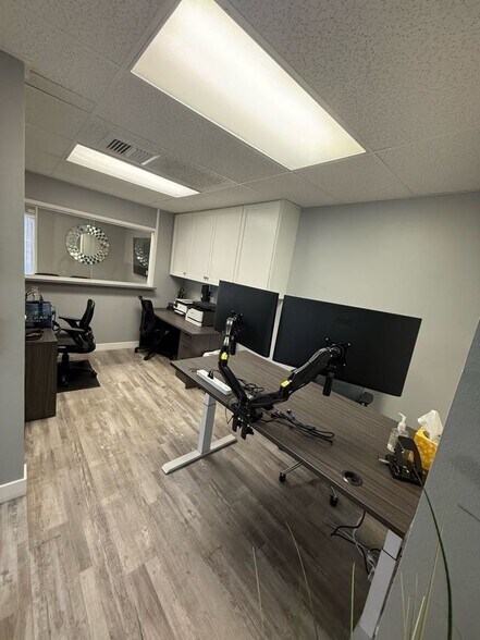 More Photos Of 1920 E Katella Ave, Orange Medical For Lease