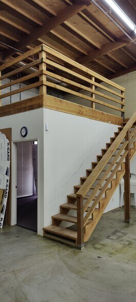More Photos Of 430 N Canal St, South San Francisco Manufacturing For Sale
