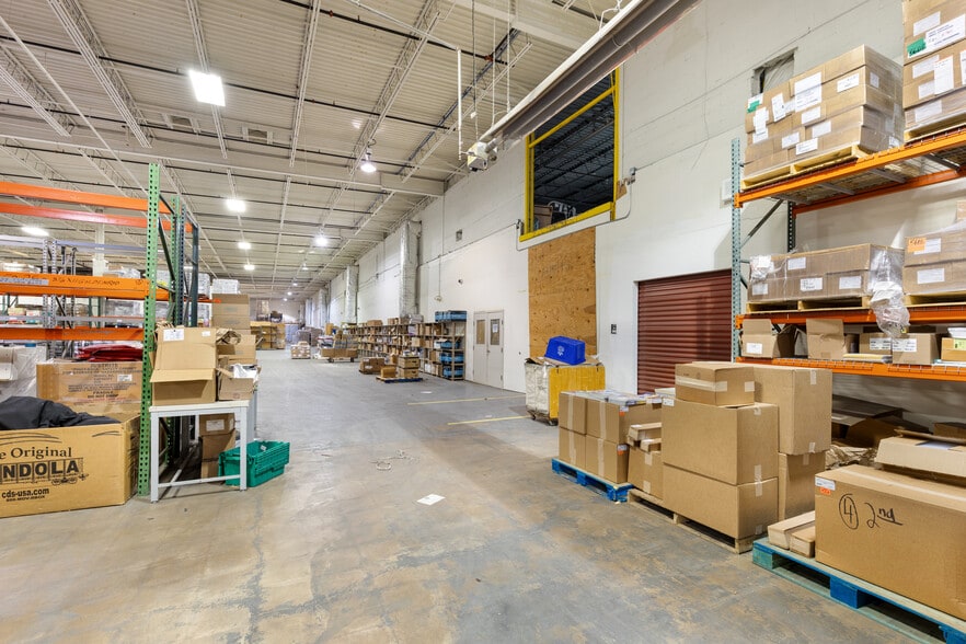 More Photos Of 5305 Midway Rd, Haltom City Distribution For Lease