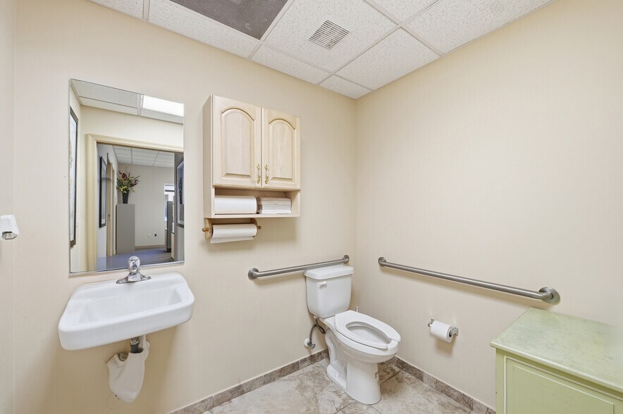 More Photos Of 11784 W Sample Rd, Coral Springs Office For Sale