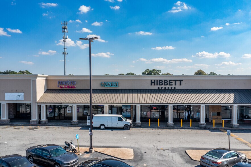More Photos Of 3435-3553 Memorial Dr, Decatur Storefront For Lease