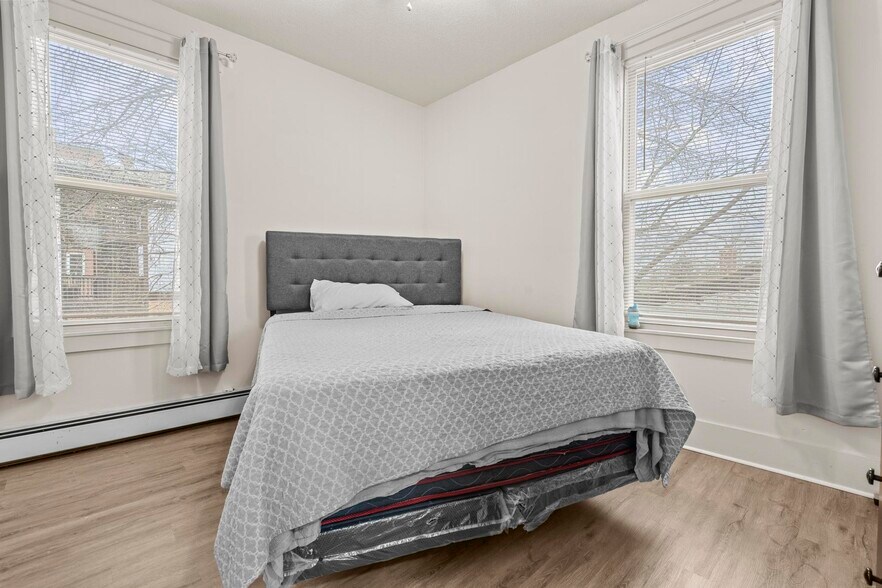 More Photos Of 380 Arch St, New Britain Apartments For Sale