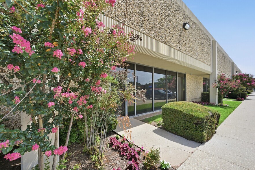 More Photos Of 2122-2128 S Meridian Ave, Oklahoma City Unknown For Lease