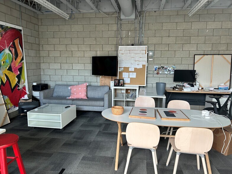 More Photos Of 4052-4058 Del Rey Ave, Marina Del Rey Loft Creative Space For Lease