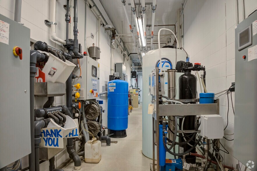 More Photos Of 3507 W Highland Rd, Milford Freestanding For Sale