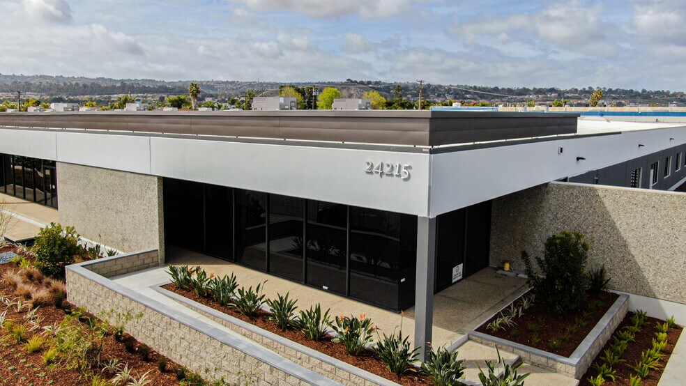 More Photos Of 24215-24225 Garnier St, Torrance Warehouse For Lease