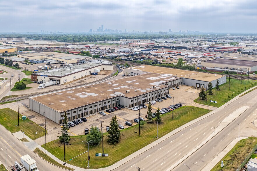 More Photos Of 12719 149 St NW, Edmonton Warehouse For Sale
