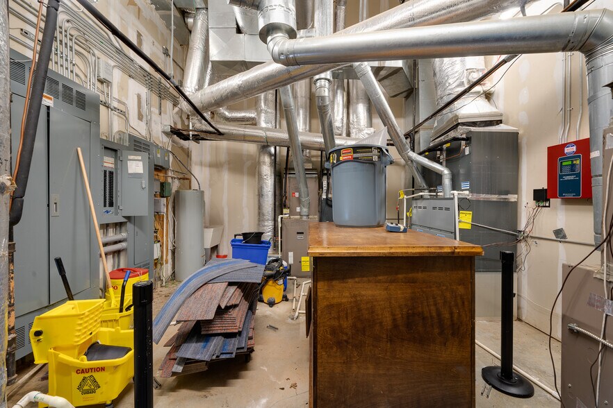 More Photos Of 3737 Stilesboro Rd NW, Kennesaw Flex For Sale