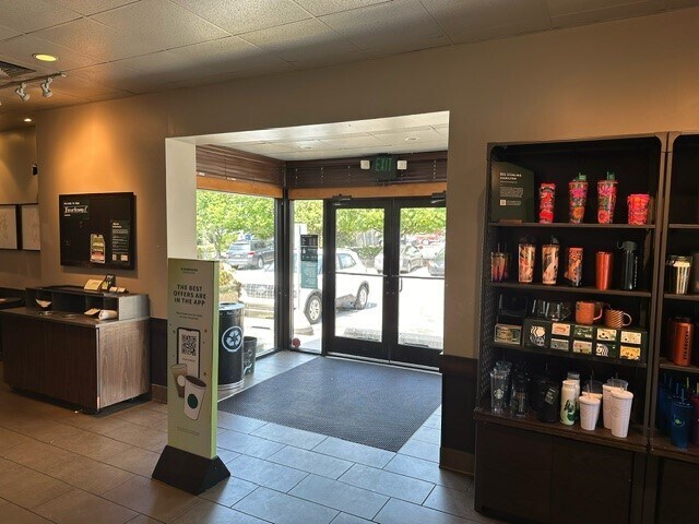 More Photos Of 1459 Bethlehem Pike, Flourtown Restaurant For Lease