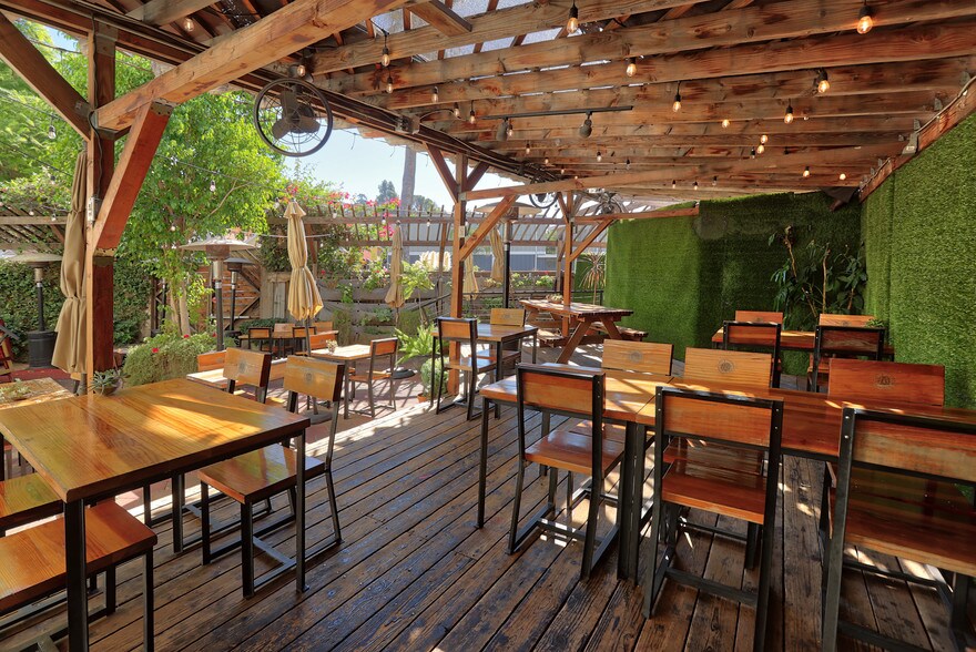 More Photos Of 5924-5930 York Blvd, Los Angeles Restaurant For Lease