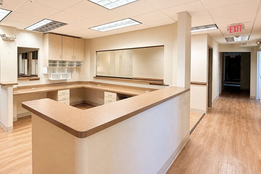More Photos Of 160 Hawley Ln, Trumbull Medical For Sale