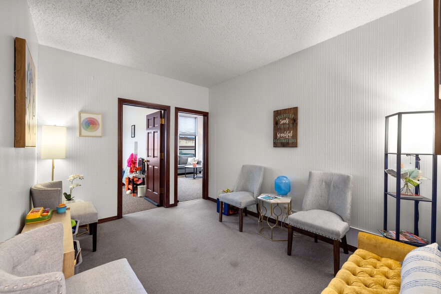 More Photos Of 17 2nd St E, Kalispell Storefront Retail Office For Sale