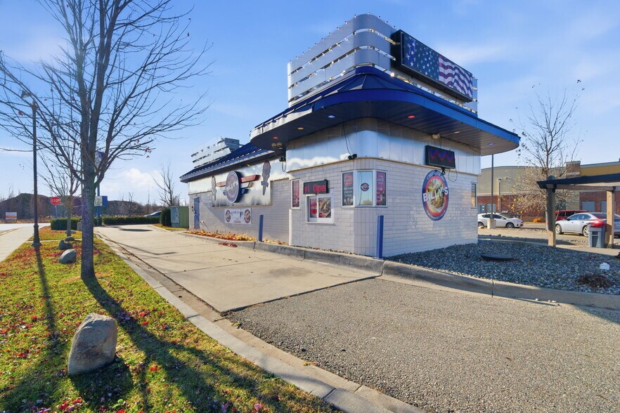 More Photos Of 50 County Road 120, Saint Cloud Fast Food For Sale