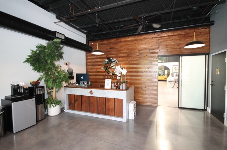 More Photos Of 1422 Woodmont Ln NW, Atlanta Showroom For Sale