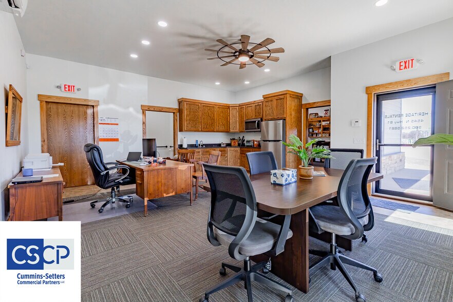 More Photos Of 3335 US-81 Hwy, Duncan Self Storage For Sale