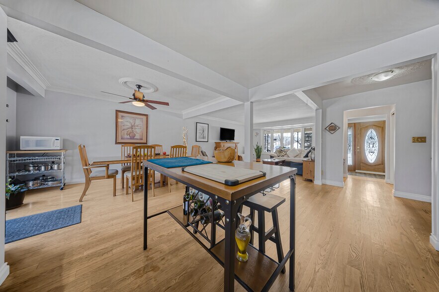 More Photos Of 4871 Wellington Road 29, Guelph Warehouse For Sale